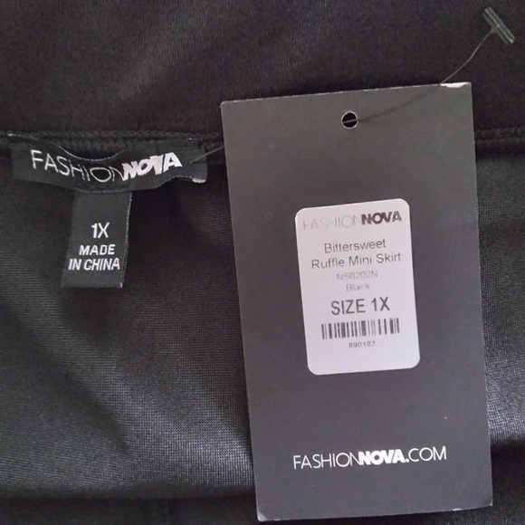Fashion Nova Bittersweet Ruffle mini skirt, 1X - Picture 4 of 6